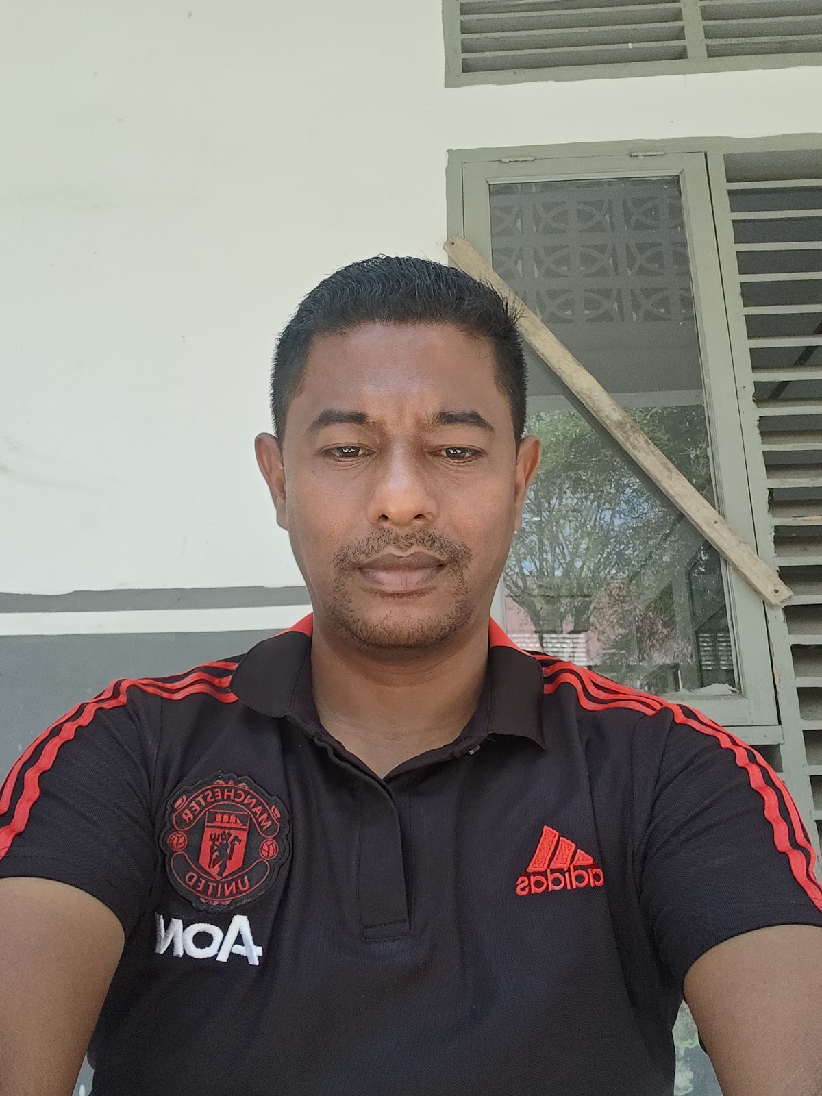 Ikhsanul Hakim Husin, S.Pd.